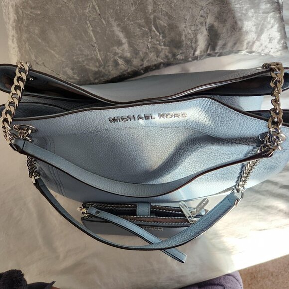 Michael Kors EUC Large Powder Blue Leather Tote With Silvertone Chain - Picture 5 of 16